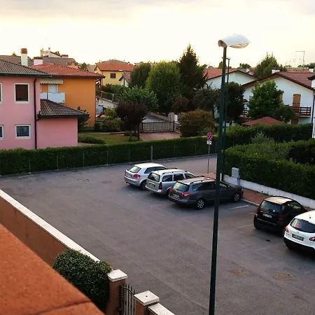 Dream Venice Airport Dese